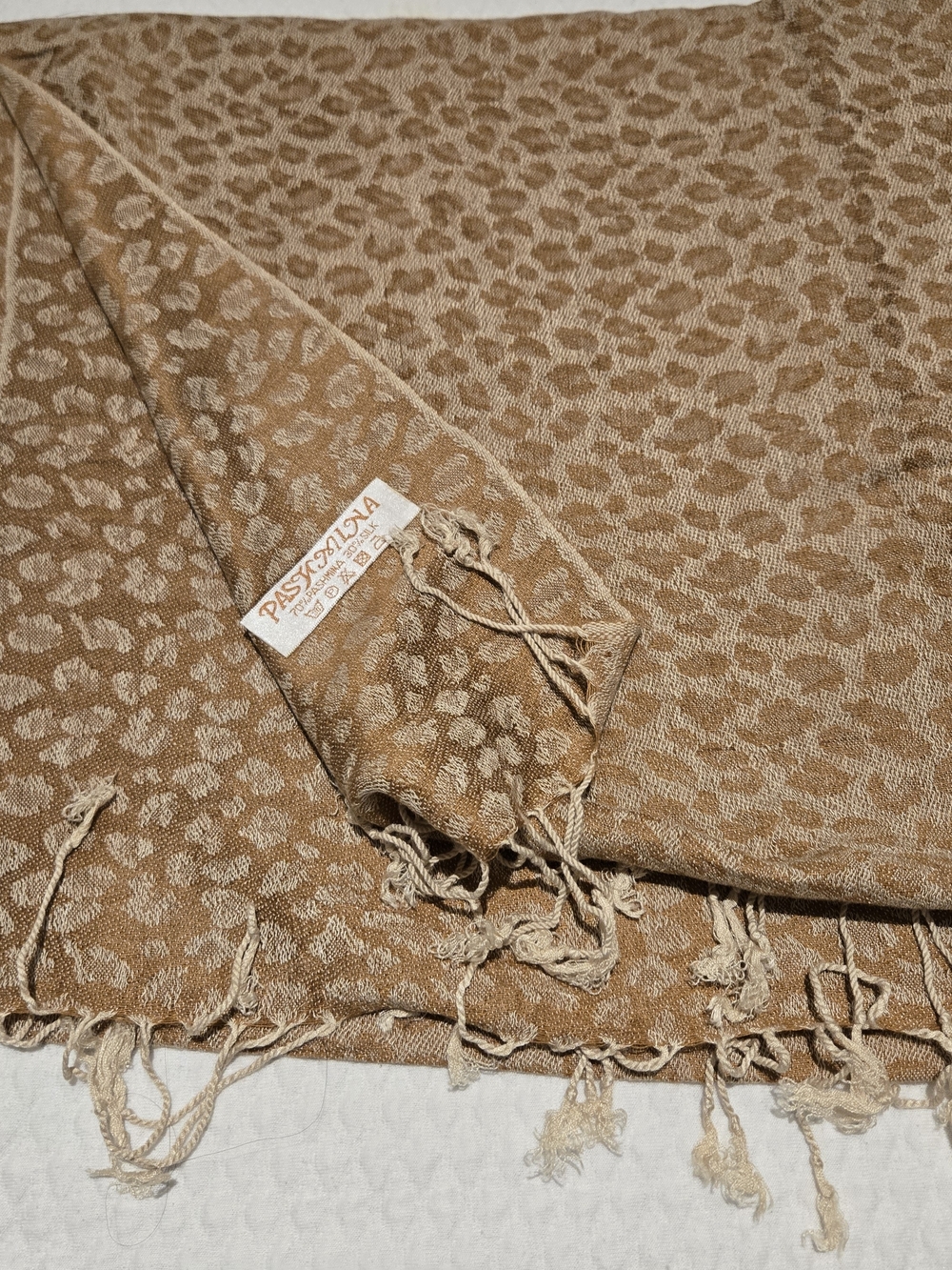 Nwot Pashmina Animal Print Scarf in Camel/Tan